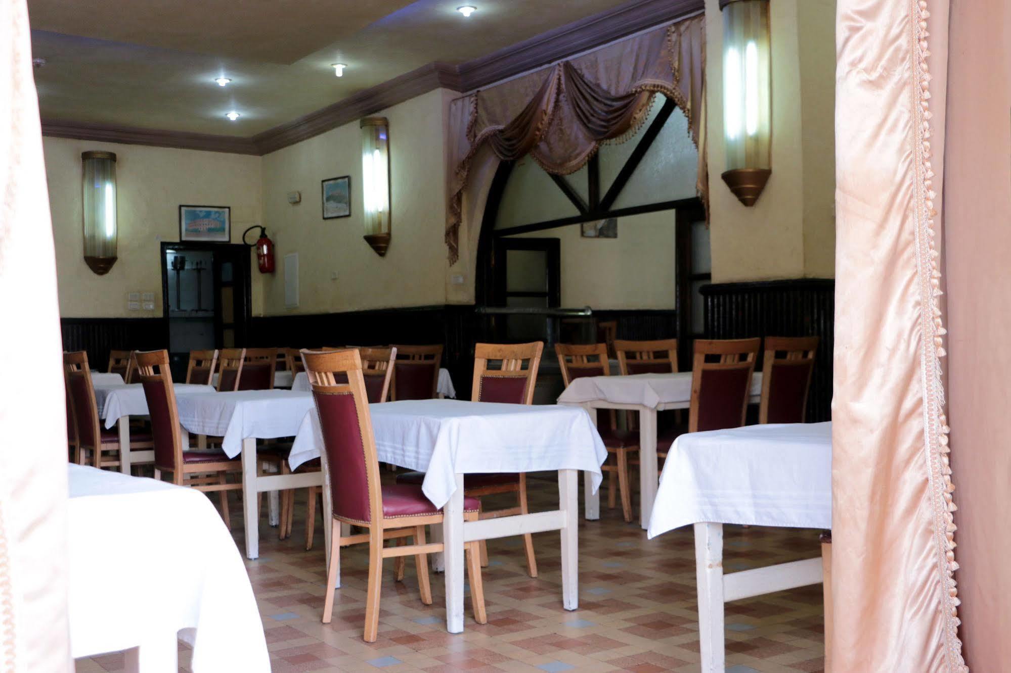 Hotel Saint Georges Tunis Ngoại thất bức ảnh